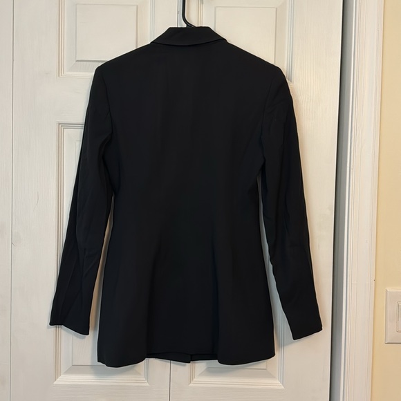 Black suit jacket, tapered fit from Express. Size 0. - Picture 2 of 6